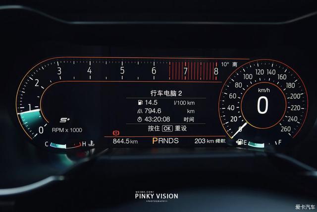 圆了跑车梦，女司机宝石红mustang提车+用车分享，优缺点都有