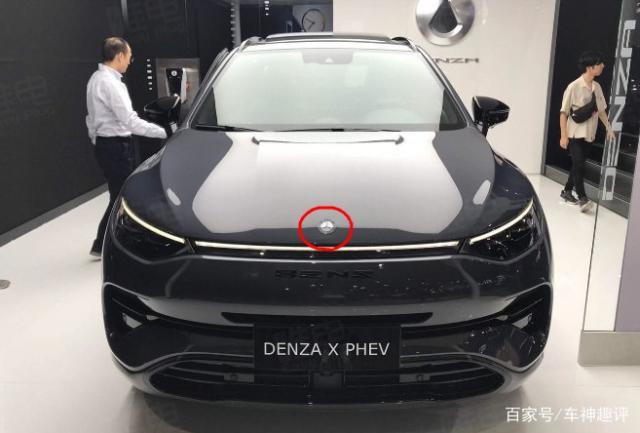 提车作业腾势x上市如果能换奔驰标网友表示愿意加价提车