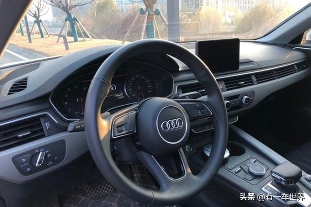 27.5万喜提奥迪A4L，1个月后再开奔驰C200L，车主：差距明显