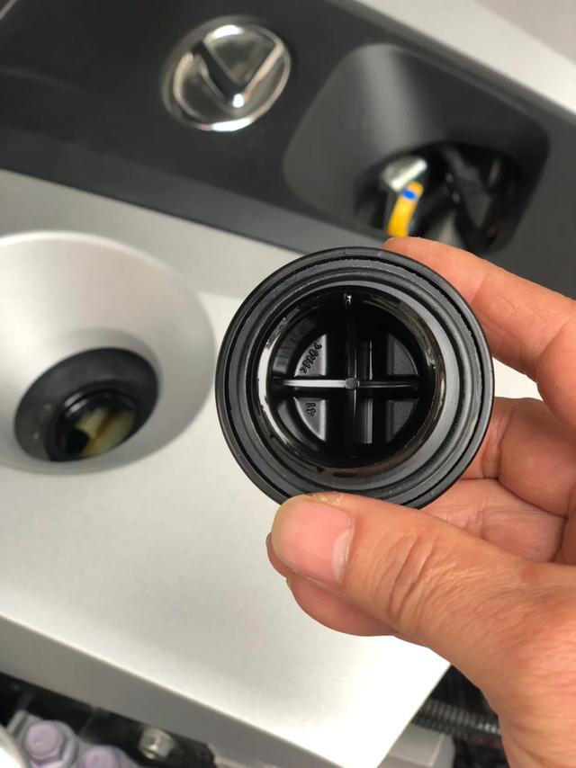 从六代凯美瑞置换ES300h后，唉！