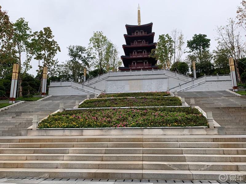 没有人陪你说谎，只有领界陪你自律