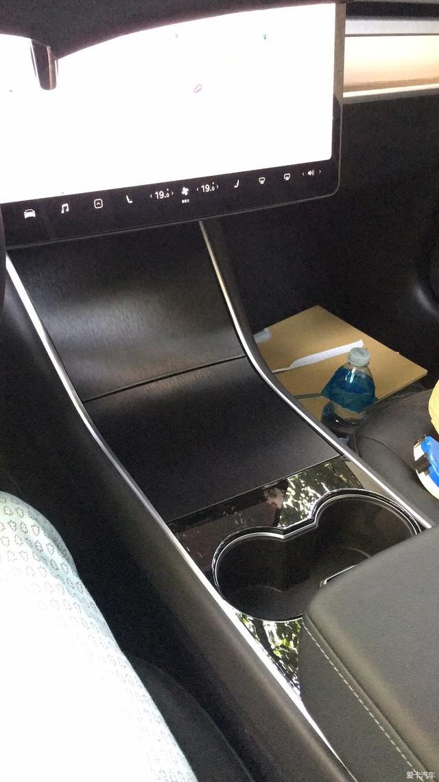 横跨六省，1年开了20000公里，特斯拉model3用车感受分享！