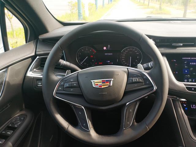 2.0T变缸发动机+9AT变速箱，轴距2.85米豪华SUV，售价不到30万