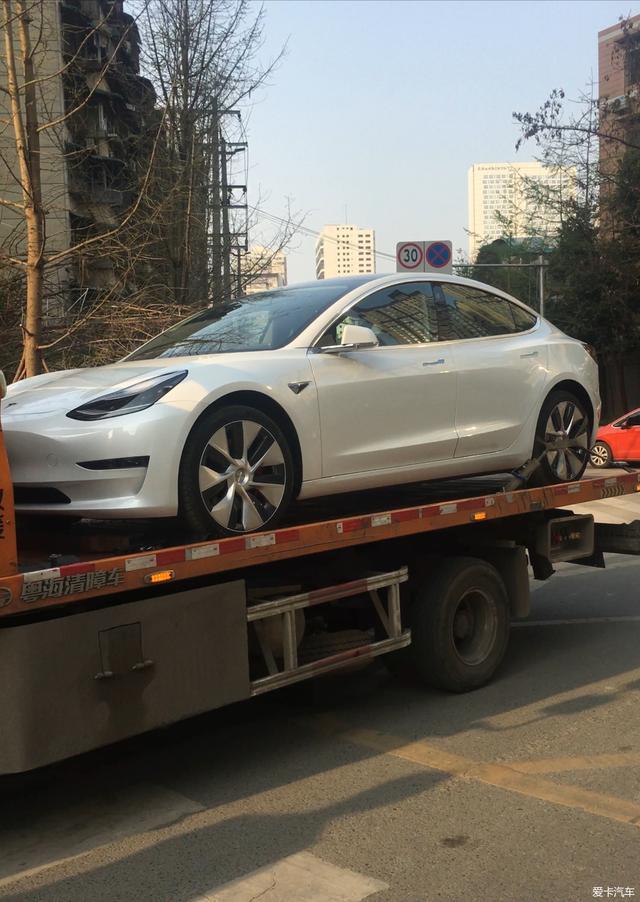 横跨六省，1年开了20000公里，特斯拉model3用车感受分享！
