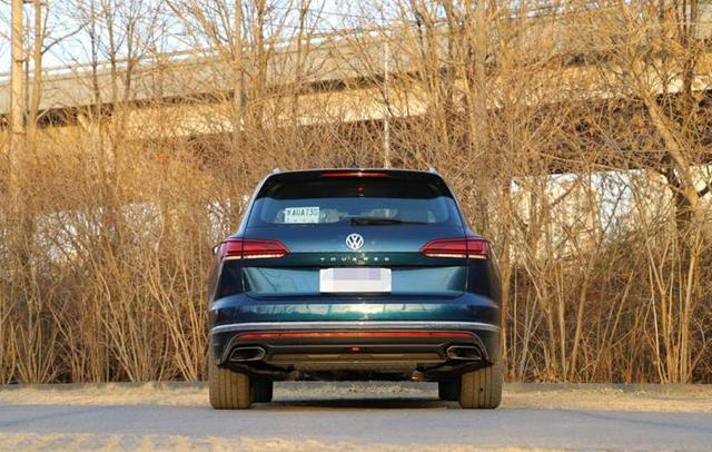 60万提了辆沃尔沃XC90，2个月后再开大众途锐，车主：差距明显！