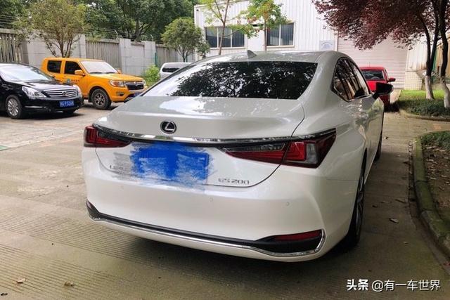 35.5万喜提雷克萨斯ES200，3000公里后，车主：我只想说四个字