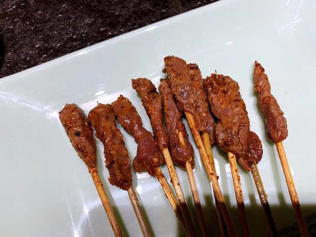 猛禽不是我的菜，天津港喜提丰田坦途
