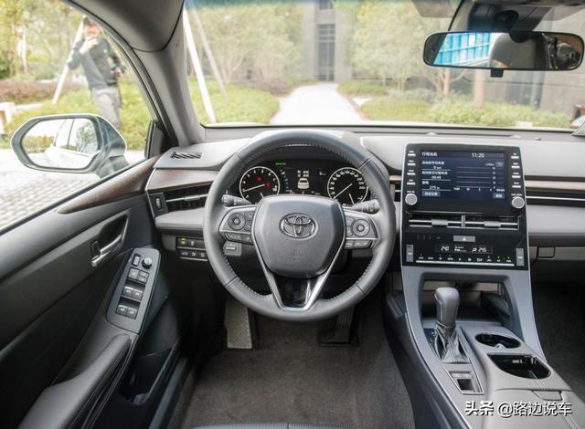 裸车24万提了辆丰田亚洲龙，行驶1215公里后，车主说了句大实话