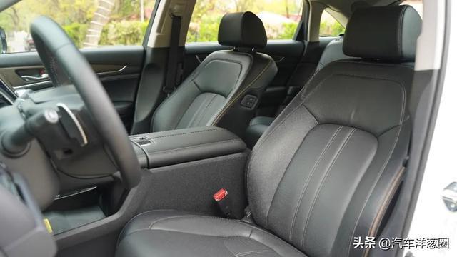 本田旗舰SUV！2.0T引擎，摘掉头枕就是双人床！亚洲龙车主：后悔
