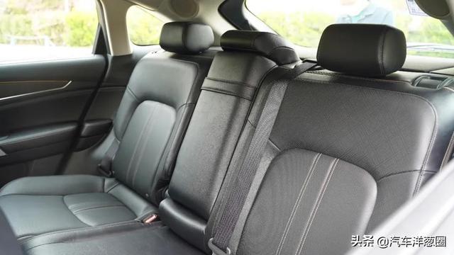 本田旗舰SUV！2.0T引擎，摘掉头枕就是双人床！亚洲龙车主：后悔