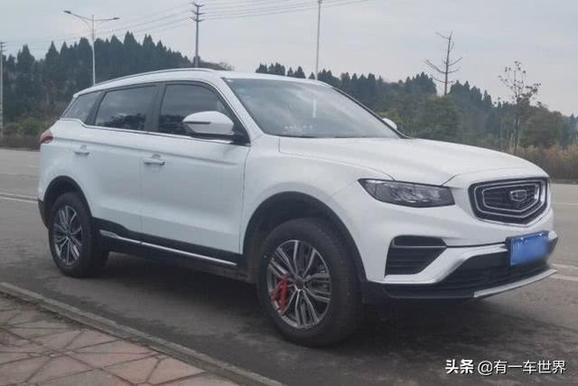 15.6万喜提瑞虎8，2个月后换上吉利博越，车主：开完后才知道差距