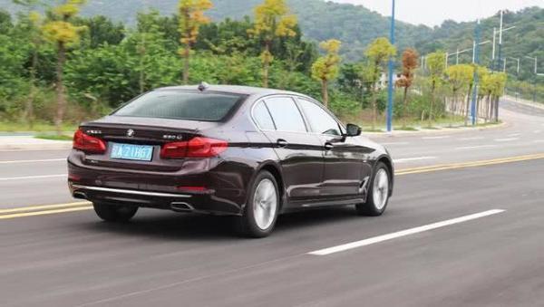 40.9万提了奥迪A6L，2个月后再开宝马530Li，车主：差距不一般