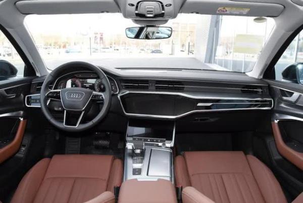 40.9万提了奥迪A6L，2个月后再开宝马530Li，车主：差距不一般
