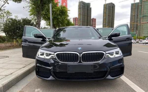 40.9万提了奥迪A6L，2个月后再开宝马530Li，车主：差距不一般