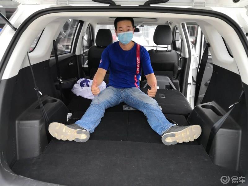 小7保养顺便看看兄弟的新车