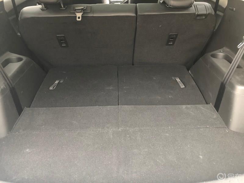小7保养顺便看看兄弟的新车