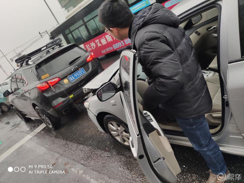 清明时节雨纷纷，约上车友开野炊

改车行进穿越路，山中尽显车生活