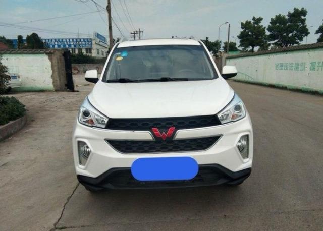 为了创业入手了五菱宏光S3，各方面我都很满意，但我后悔早买了