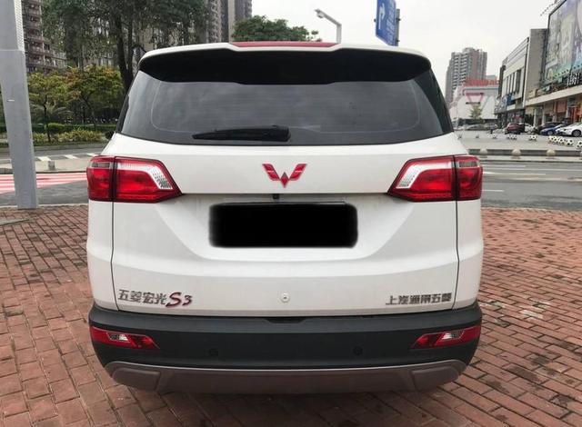为了创业入手了五菱宏光S3，各方面我都很满意，但我后悔早买了