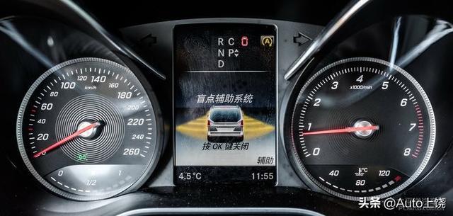 丰田埃尔法车主体验奔驰V260L，不一样的味道
