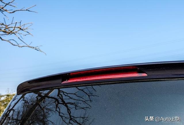 丰田埃尔法车主体验奔驰V260L，不一样的味道
