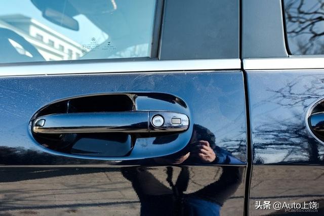 丰田埃尔法车主体验奔驰V260L，不一样的味道