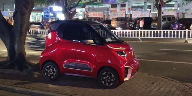 奥德赛车主开了宝骏E200后，忍不住:开了十几年车，没见过这样的