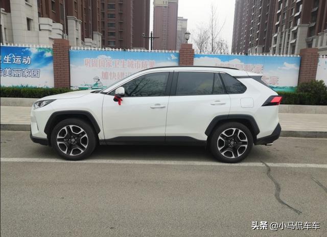 丰田荣放2.0两驱尊贵版提车记，说说现在的用车感受