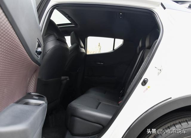 全系10个安全气囊，空间不弱探歌，比逍客还便宜！
