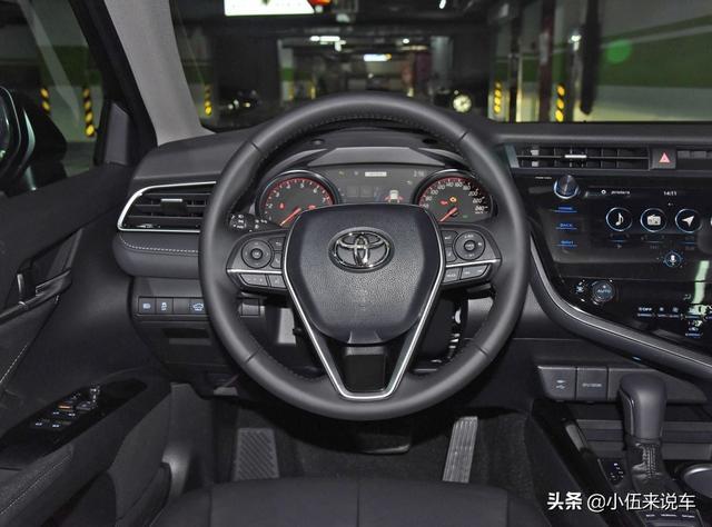 20.58万提辆丰田凯美瑞锋尚版，行驶900公里后，车主说了句大实话