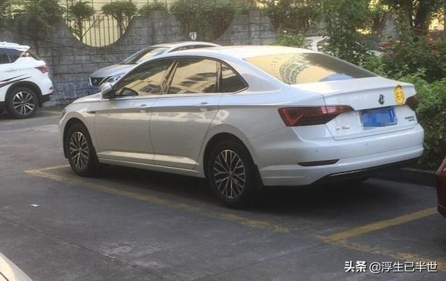 13万喜提新款速腾1.4T, 开了半年多车主表示: 相比老款变化很大!