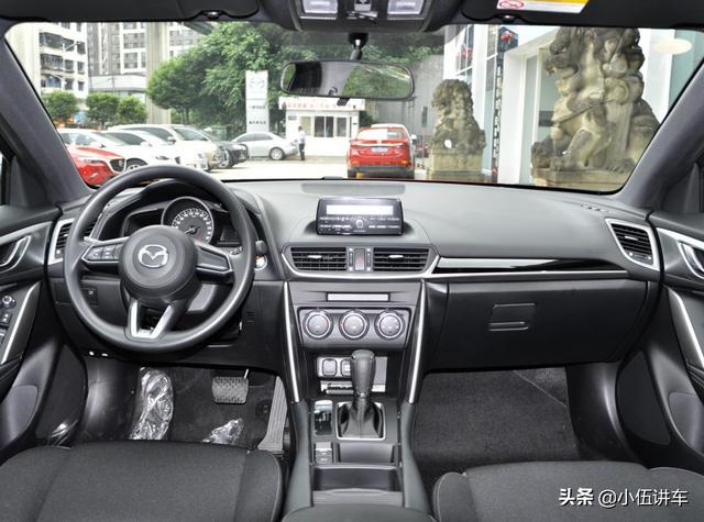 年轻人别总看CR-V，这SUV颜值让人赞不绝口，2.0L动力，才13.98万