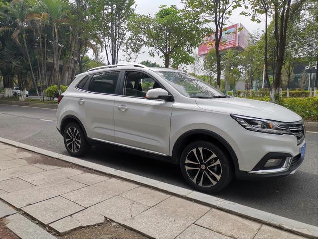 紧凑型SUV，一款适合代步的家用好车！！