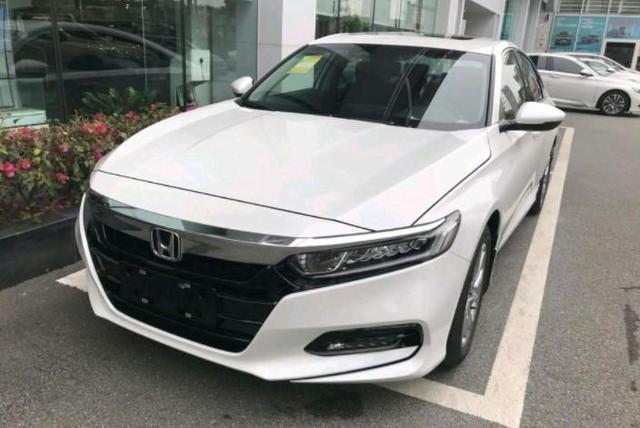 19.99万入手本田雅阁1.5T精英型，车主2000公里用车感受分享