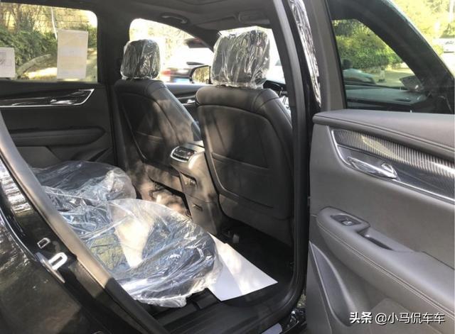 凯迪拉克XT6提车记，豪华与实用性并存，我这提车价格算便宜吗