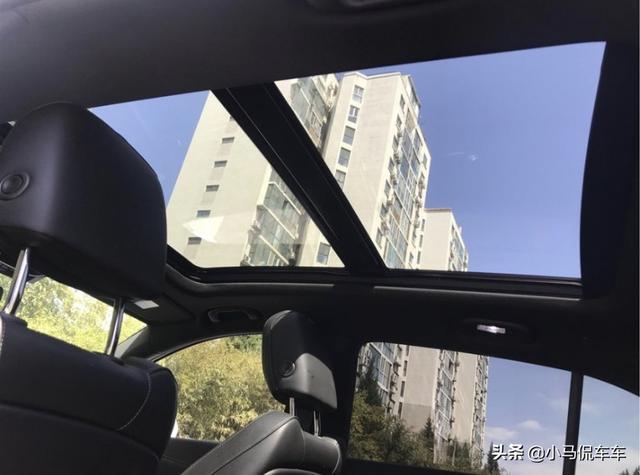 入手凯迪拉克XT4，同级别最实在的车型，配置出众，就是油耗高点