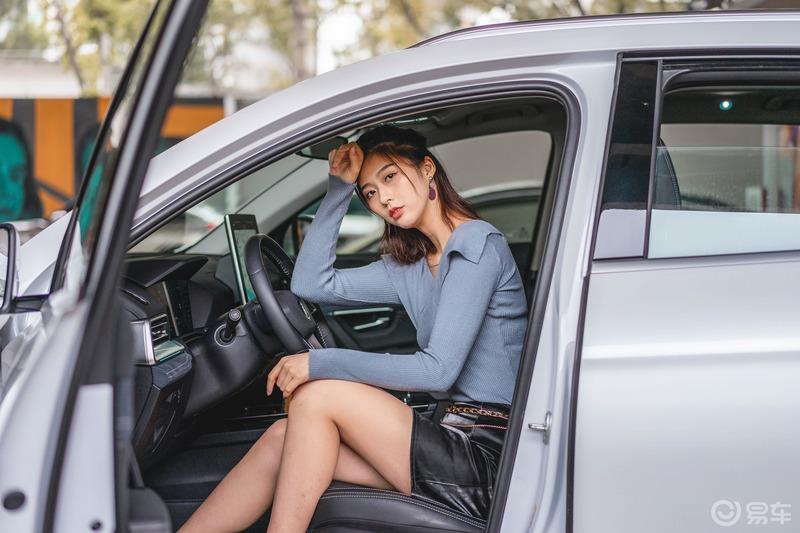 不试不知道一试即上瘾，陪女车友试驾比亚迪-宋Pro DM
