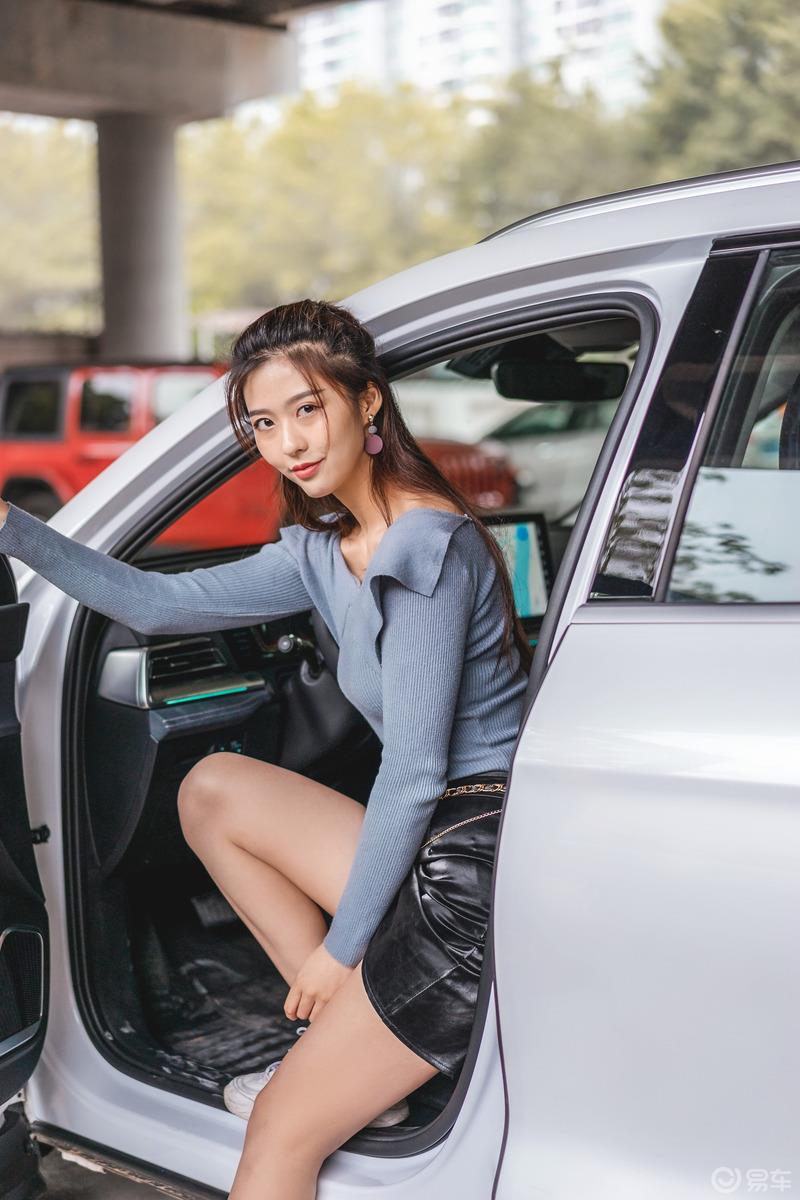 不试不知道一试即上瘾，陪女车友试驾比亚迪-宋Pro DM