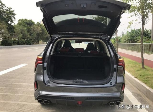 喜提长安CS75 PLUS，豪华感爆棚，三大件良心，这价格怎么样