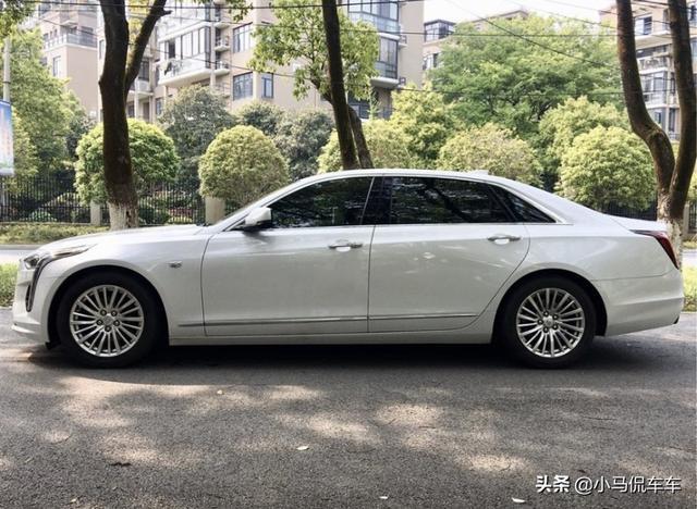 30万预算放弃宝马3系选择凯迪拉克CT6，这提车价格我买的不算贵吧