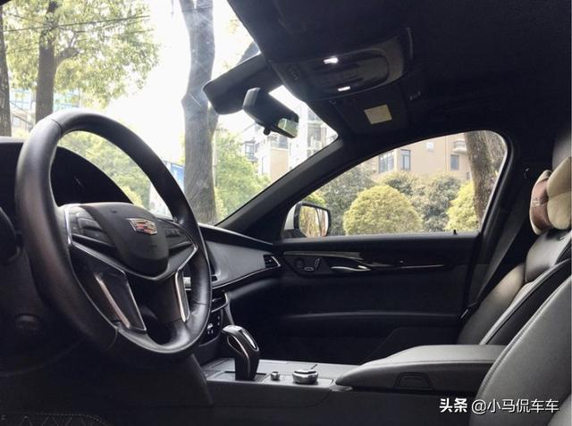 30万预算放弃宝马3系选择凯迪拉克CT6，这提车价格我买的不算贵吧