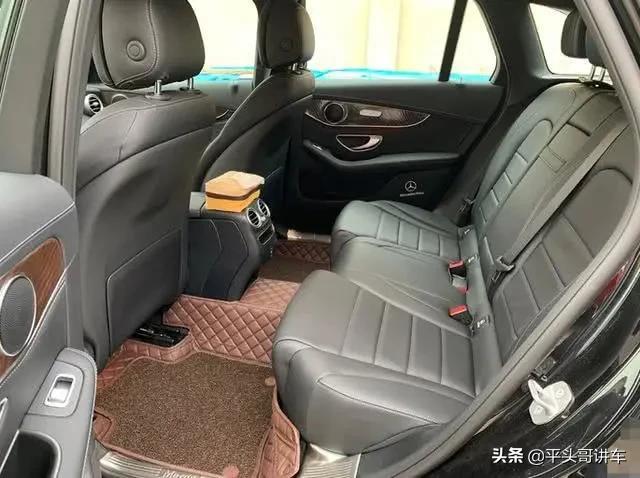36.4万提了辆奔驰GLC260L，开了3200公里，车主：想说四个字