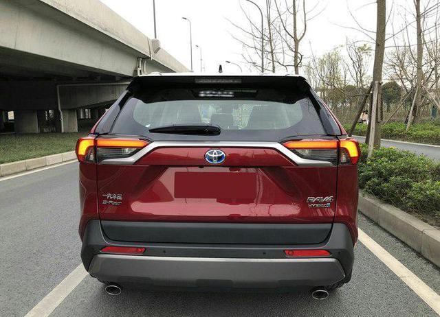 开了别克昂科威，再花21万提丰田Rav4荣放，车主说了大实话