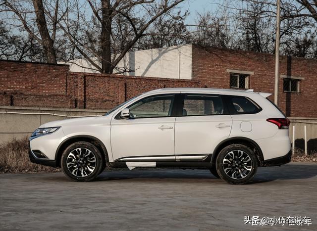 17.6万喜提三菱欧蓝德，用车1850公里后，车主憋了几句话要说！