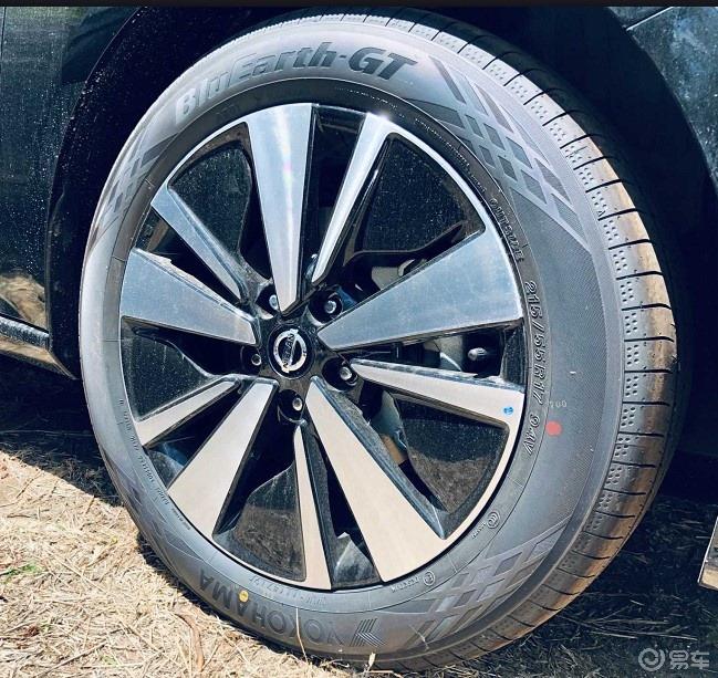 【天籁2.0T 你值得拥有】天籁2.0T智享领航版提车作业