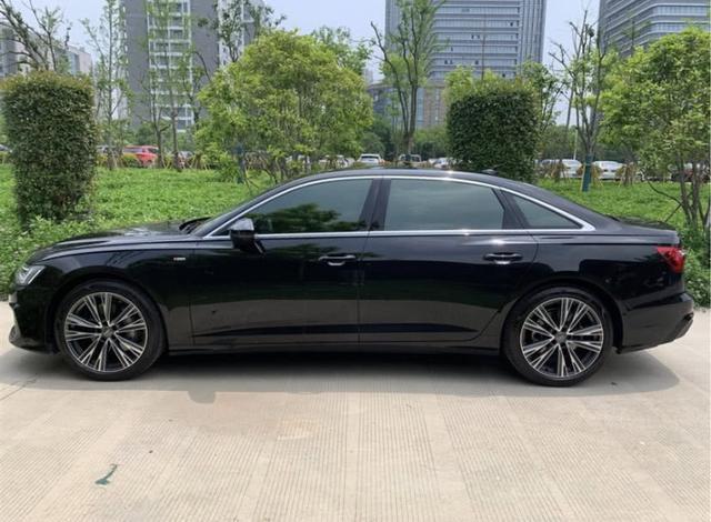 入手奥迪A6L，好开实用，分享1500公里用车感受，这价格没买贵吧