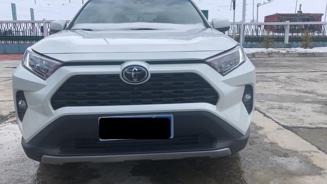 提丰田RAV4带我看蓝天白云
