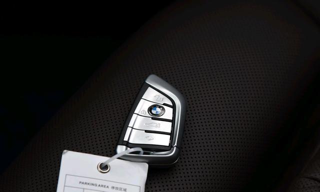 45万提了辆宝马530Li，半年不到开了1万2，车主一肚子话要说！