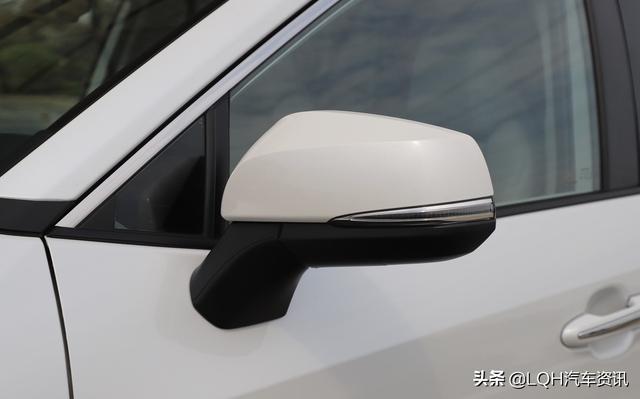 丰田最省油的SUV，油耗4.6L，一公里才2毛多，全系7个安全气囊