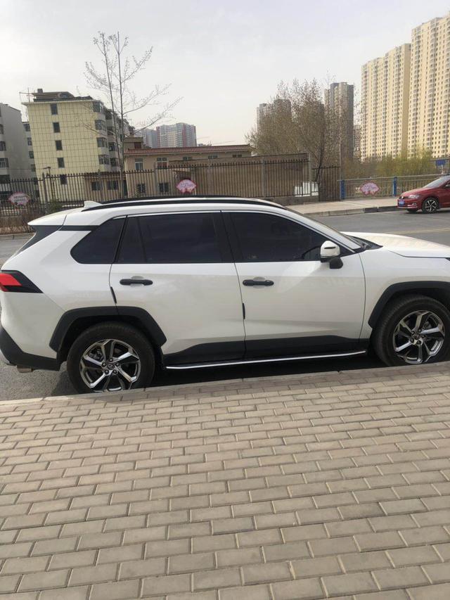 一款日系SUV给我一种欧美肌肉车感觉